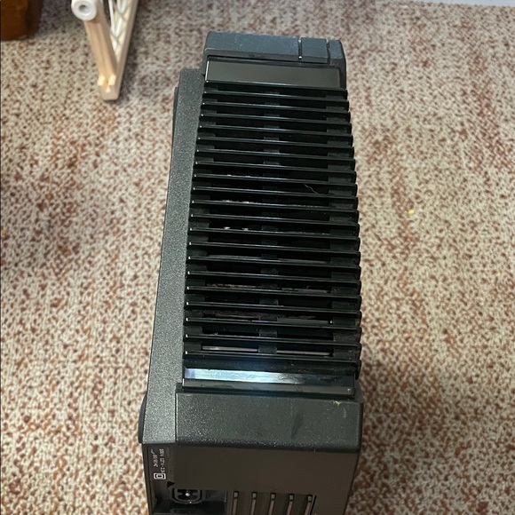 Xbox 360 Console - Picture 7 of 10